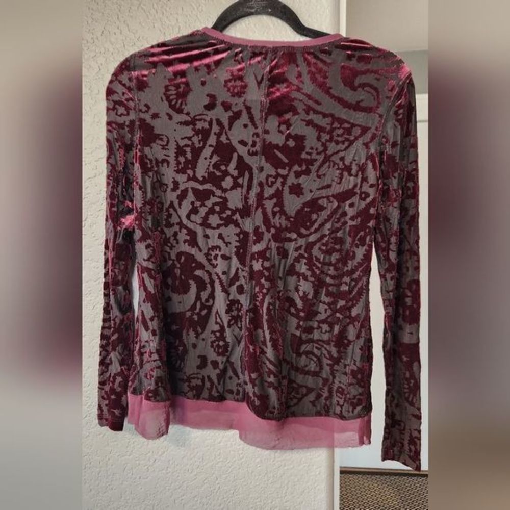 Simply Vera Wang Textured Maroon Top, Size‎ PS - Picture 6 of 6